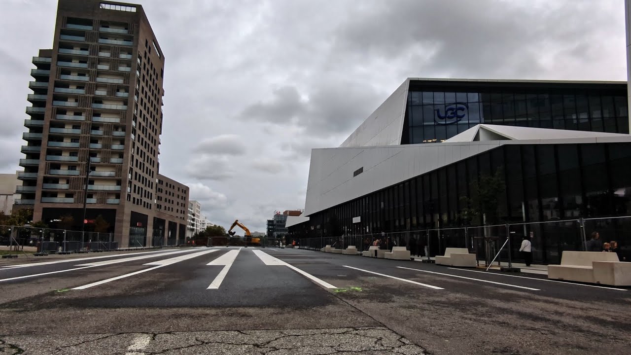 #TOULOUSE • L'ANCIENNE PISTE D'ATTERRISSAGE DE MONTAUDRAN VA ÊTRE TRANSFORMÉE EN PARC • OCTOBRE 2024
