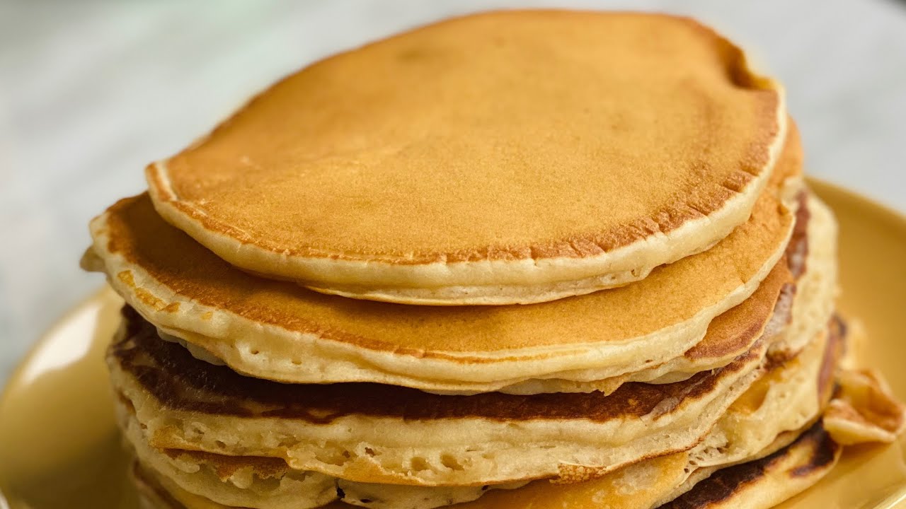 LA RECETTE DES PANCAKES AMÉRICAINS TRÈS MOELLEUX (fluffy) Facile et rapide . deli cuisine