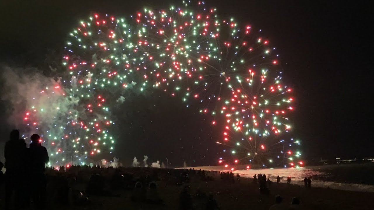 Le traditionnel feu d’artifice du 14 Juillet à la plage du Havre 🎇🎆