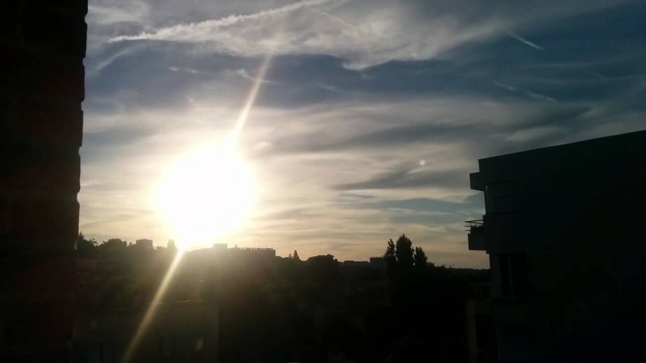 Time-lapse couché de soleil sur Toulouse