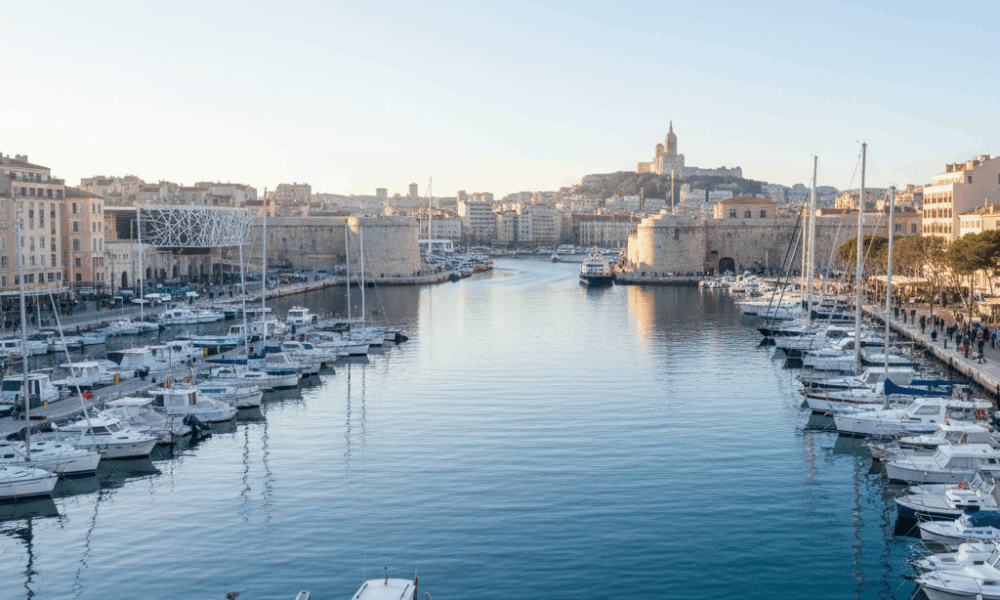 découvrez les prévisions météo détaillées du mercredi 26 novembre 2025 pour marseille et sa région. restez informé des conditions climatiques pour planifier votre journée en toute sérénité.