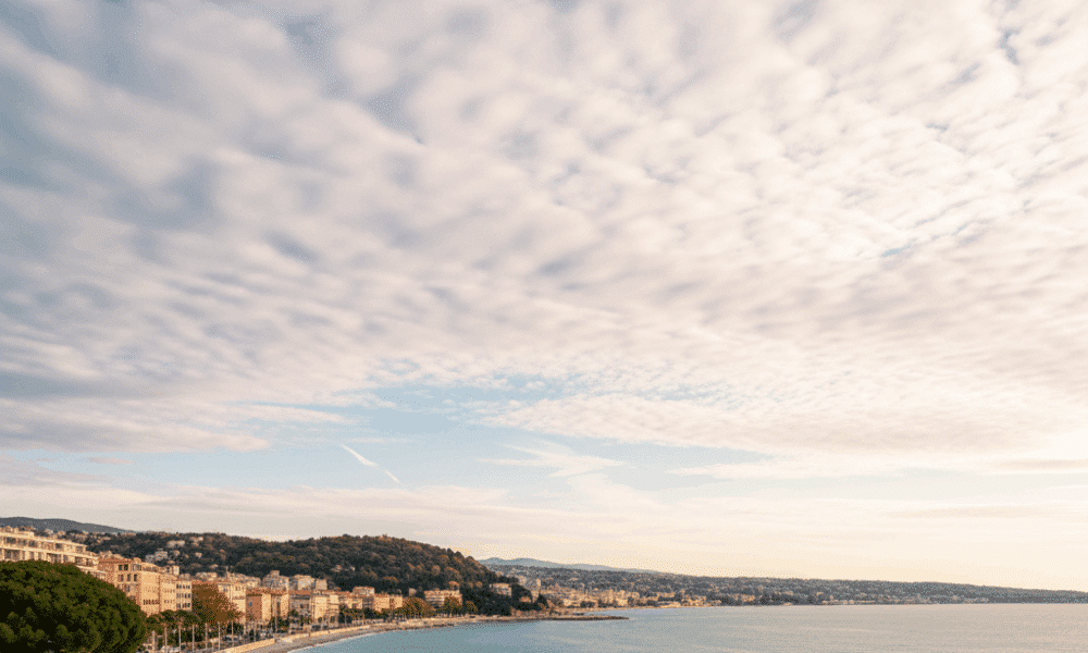 découvrez les prévisions météo du mercredi 12 novembre 2025 à nice et ses environs, et préparez votre journée en fonction des conditions atmosphériques annoncées.