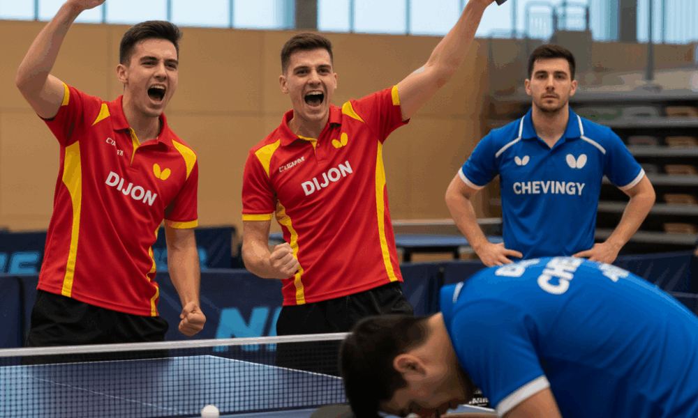 découvrez le duel passionnant du tennis de table entre la joie triomphante des dijonnais et la désillusion des joueurs de chevigny, un récit sportif riche en émotions.