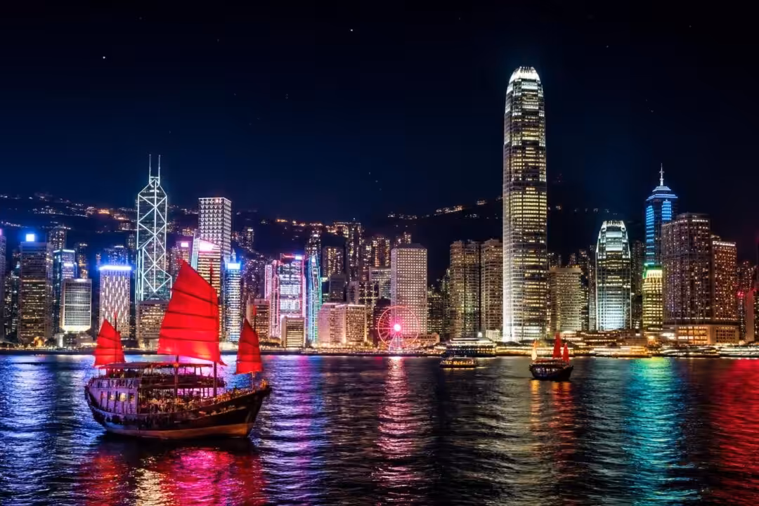 découvrez l'épisode du 25 juillet d'echappées belles sur france 5, plongez au cœur de hong kong et explorez son histoire, sa culture et ses paysages à couper le souffle.